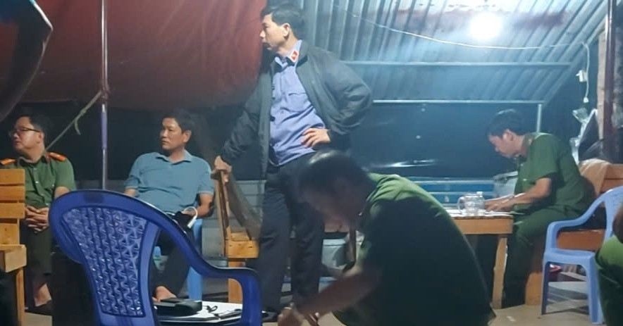 bat ngo kiem tra nha cho thue o tay ninh phat hien dan choi ma tuy va sung 1153