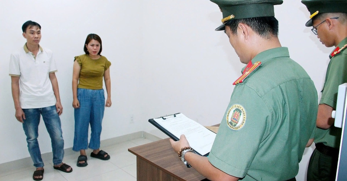 bat vo chong doanh nhan to chuc cho nguoi khac luu tru trai phep tai viet nam 1020