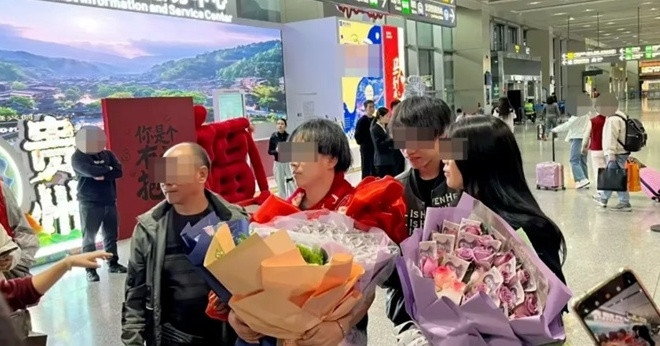 bi bat coc tren duong tan hoc nam 7 tuoi chang trai tro ve sau 21 nam 2841