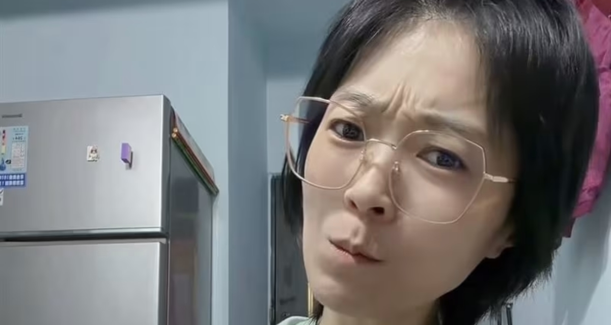 bi fan cuong quay roi nu ca si 40 tuoi sut can nghiem trong 2635.avif