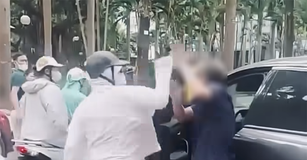 bi nguoi phu nu chui boi hanh hung sau va cham tai xe o to co phan ung bat ngo 633