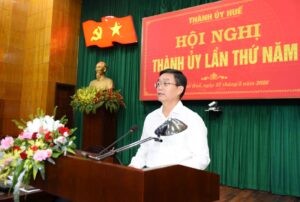 Huế kiên quyết thu hồi dự án chậm tiến độ, sử dụng đất kém hiệu quả 1 bi thu thanh uy hue nguyen dinh trung phat bieu tai hoi nghi