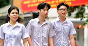 bien dong chi tieu lop 10 cong lap ha noi nam 2026 1408