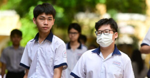 bien dong diem chuan lop 10 tphcm 2 nam qua cho giam sau 5 diem noi tang soc 1399