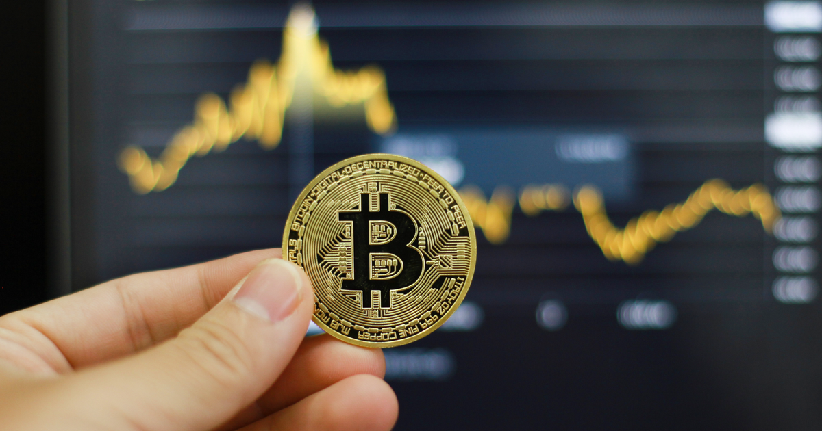 bitcointhanh nien 17787181271511069099758 45 0 1385 2560 crop 1778718228924686472717
