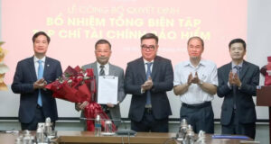 bo nhiem nha bao nguyen phong cam lam tong bien tap tap chi tai chinh bao hiem 2502