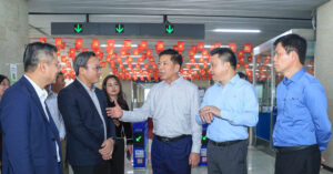 Bộ trưởng Trần Hồng Minh thị sát các đầu mối giao thông chiều 29 Tết 1 bo truong tran hong minh thi sat cac dau moi giao thong chieu 29 tet 1899