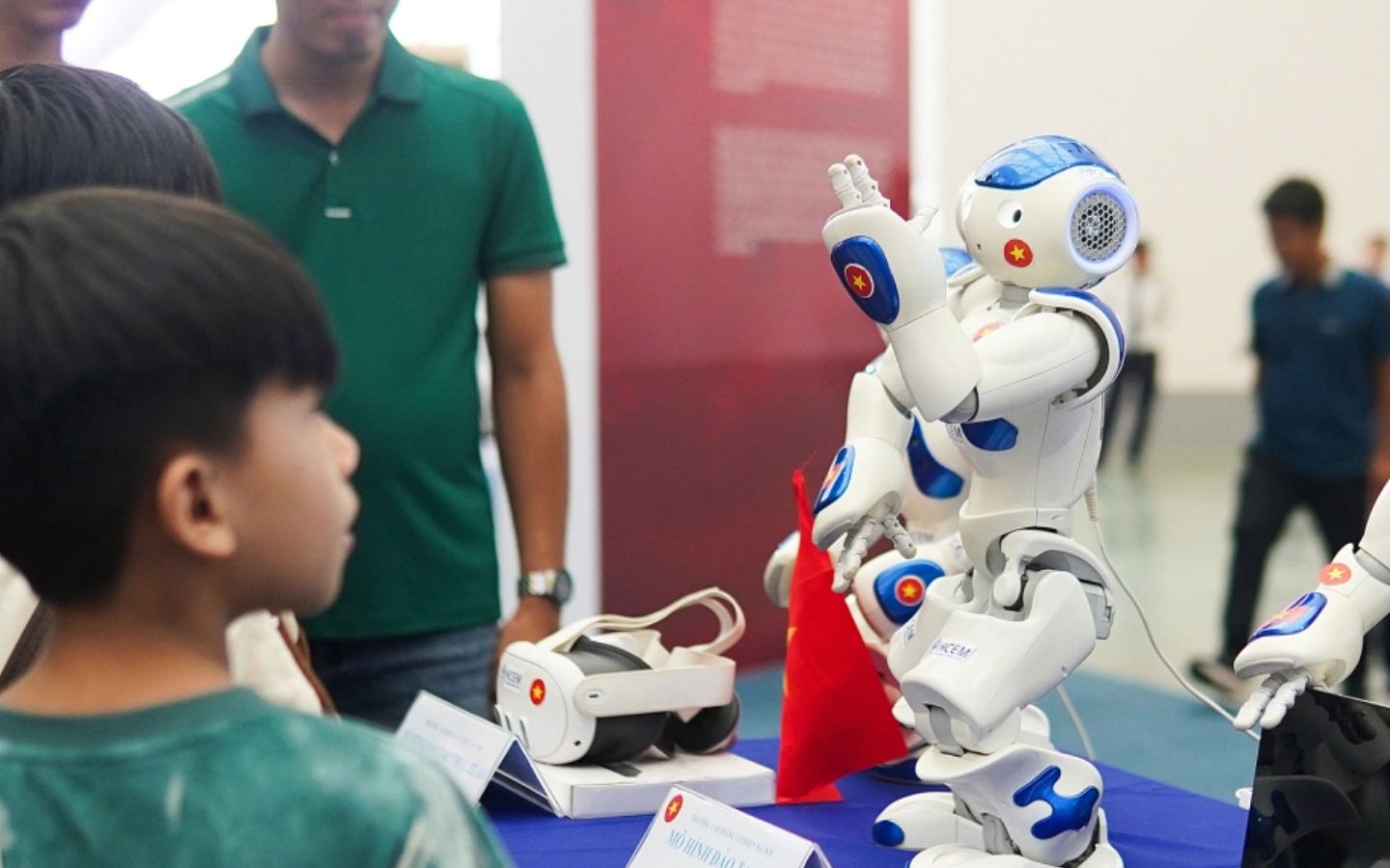 Bon Diem Moi Noi Bat Trong Luat Ai Viet Nam 2026