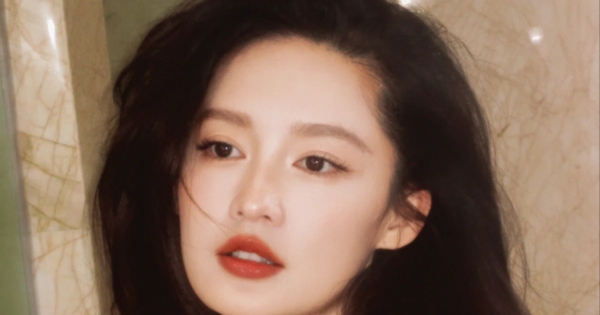 Bon Nu Dien Vien Bi Ngan Dong Phim 31E06578461E4B67A87A9B383Eeb7E37 634