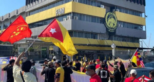 bong da malaysia hon loan cdv la o truoc tru so fam 1638