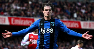 bournemouth danh bai arsenal man city reo vui 2571