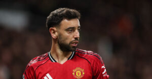 Bruno Fernandes chỉ đích danh ‘thủ phạm’ khiến MU thua Leeds 1 bruno fernandes chi dich danh thu pham khien mu thua leeds 530