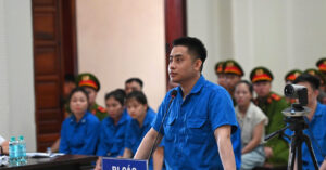 bui dinh khanh noi loi sau cung xin giam an cho ban gai va nhung nguoi che giau 2085