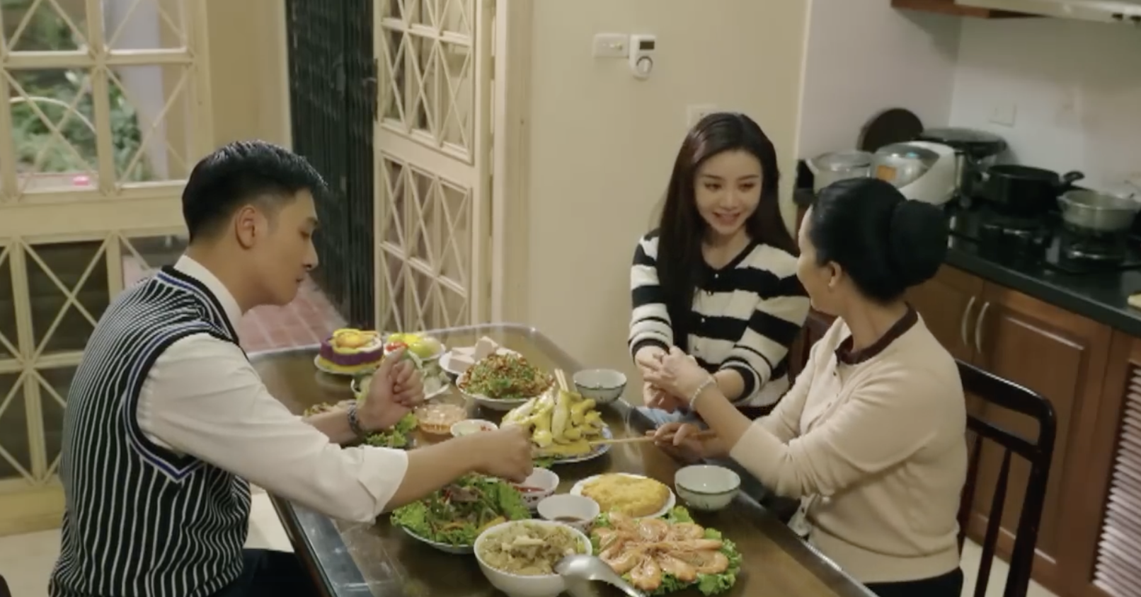 buoc chan vao doi tap 22 thuong cong khai lay long me lam 2466