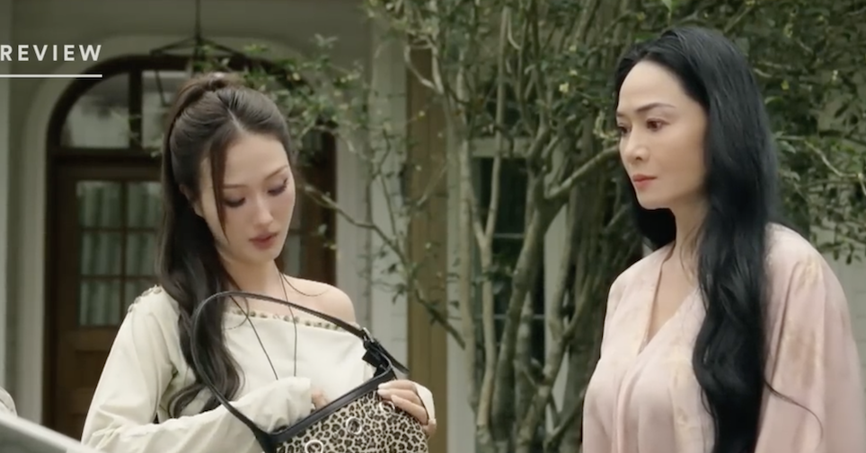 buoc chan vao doi tap 24 ba dung dung hinh vi co gai qua dem voi con trai minh 3374