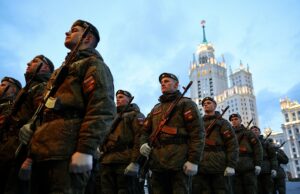 buoi dien tap cho le duyet binh ngay chien thang duoc to chuc tai moscow.reuters