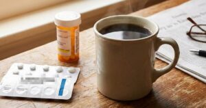 'Thời Gian Vàng' Giữa Tách Cà Phê Và Thuốc Huyết Áp Ca Phe Thuoc 17684788951331578396264 159 107 732 1024 Crop 1768478960497259321173