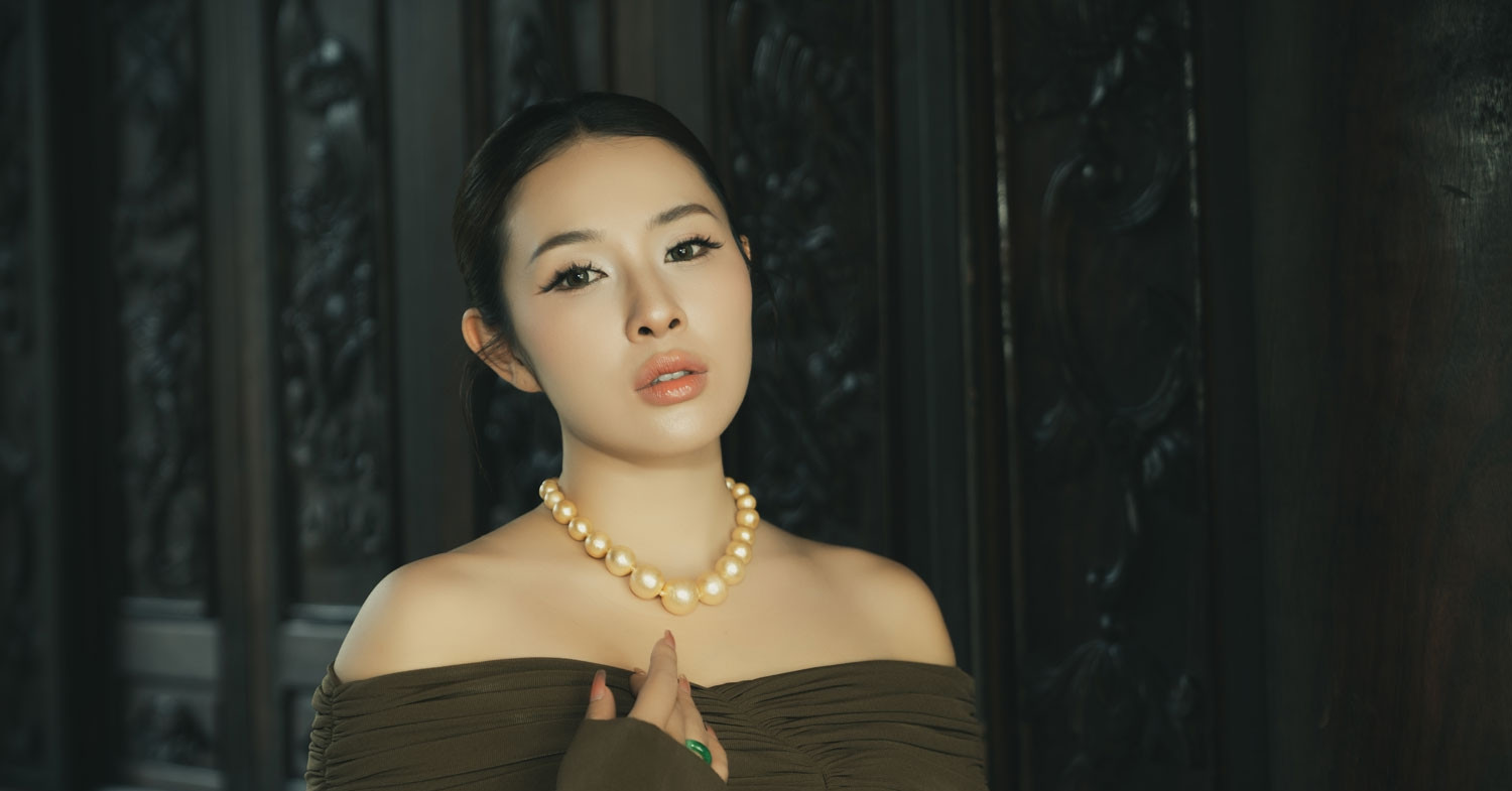 Ca Si Bao Tram Idol Lot Xac Ngoan Muc Trong Phut Yeu Long 1149