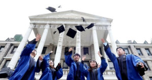 Cac Truong Dai Hoc Tu Du Dinh Dua Don Kien Phan Doi Tran Hoc Phi 4813