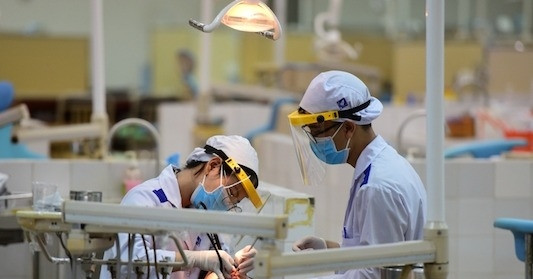 cac truong y duoc tren ca nuoc tuyen sinh the nao trong nam 2026 1036