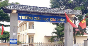 cach chuc hieu truong vi chi dao gia mao chu ky phu huynh de truc loi 1281
