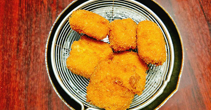 Cách Làm Bánh Sữa Tươi Chiên Tưởng Khó Mà Dễ Không Ngờ 8 Cach Lam Banh Sua Tuoi Chien 8