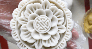 Cach Lam Banh Trung Thu Deo Nhan Dau Xanh Truyen Thong Don Gian 1341