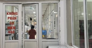 4 điểm bất thường của dịch Ebola 1 cach ly 1779436788078640401910 372 0 1622 2000 crop 17794367993411223403508