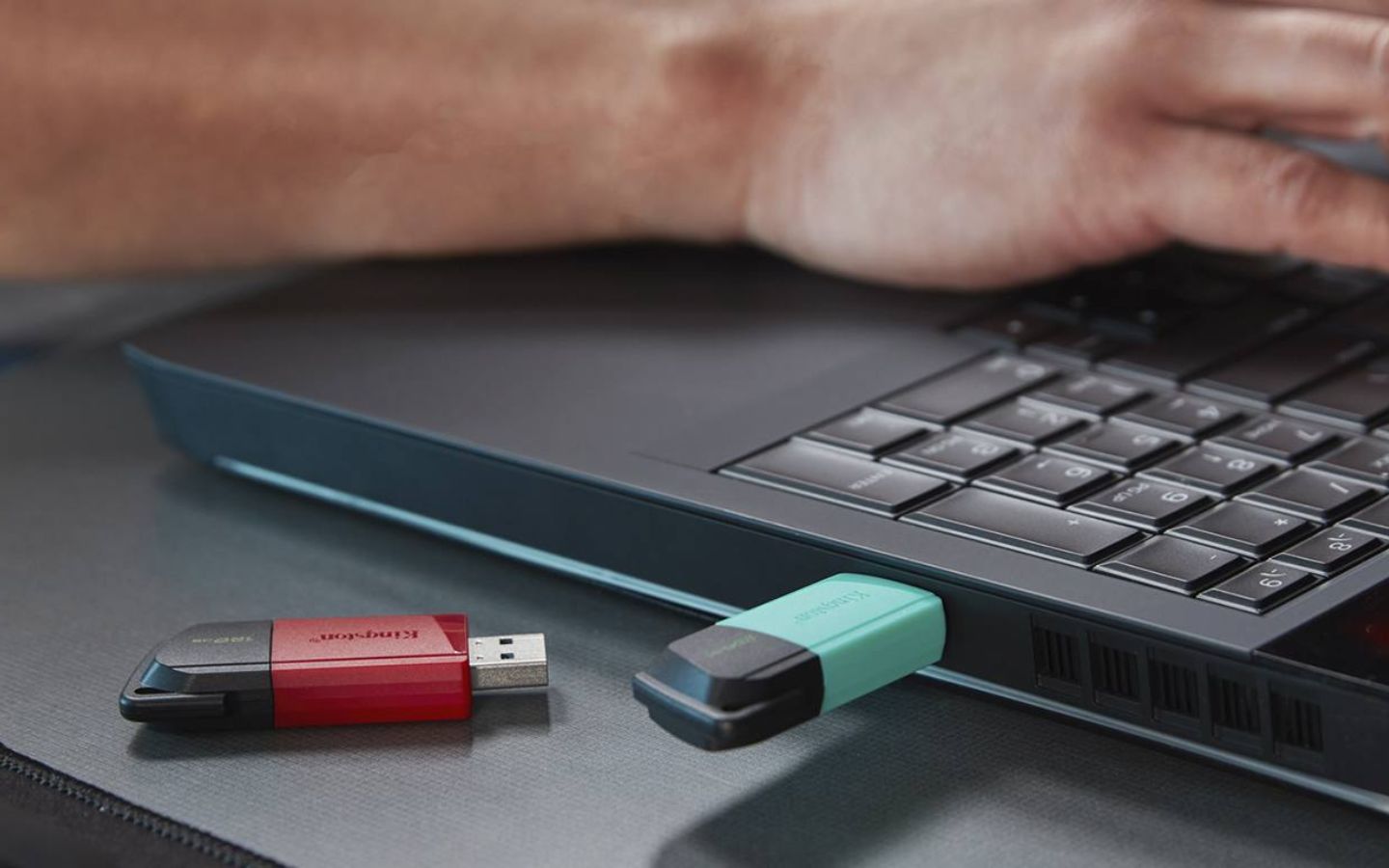 Cach Mo May Tinh O Che Do Sleep Bang Ban Phim 2