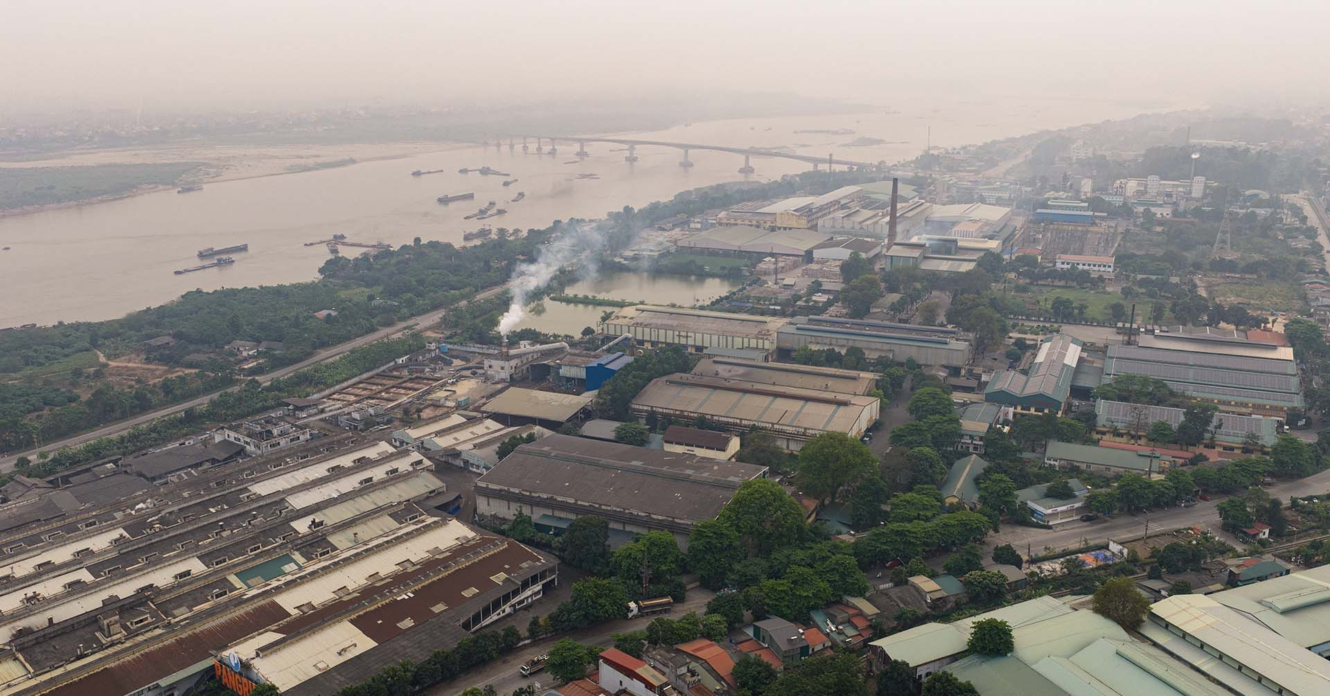 canh xa khi thai trang xoa o cua ngo vao trung tam tinh phu tho 3164