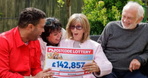 cap vo chong trung can nha 60 nam truoc nay lai trung doc dac 5 ty dong 1486