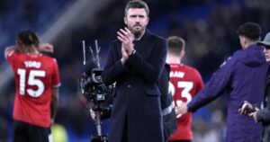 Vì sao MU chưa bổ nhiệm HLV Michael Carrick? 1 carrick 2 1772468655480372519979 17 0 866 1358 crop 17724686585361540571553
