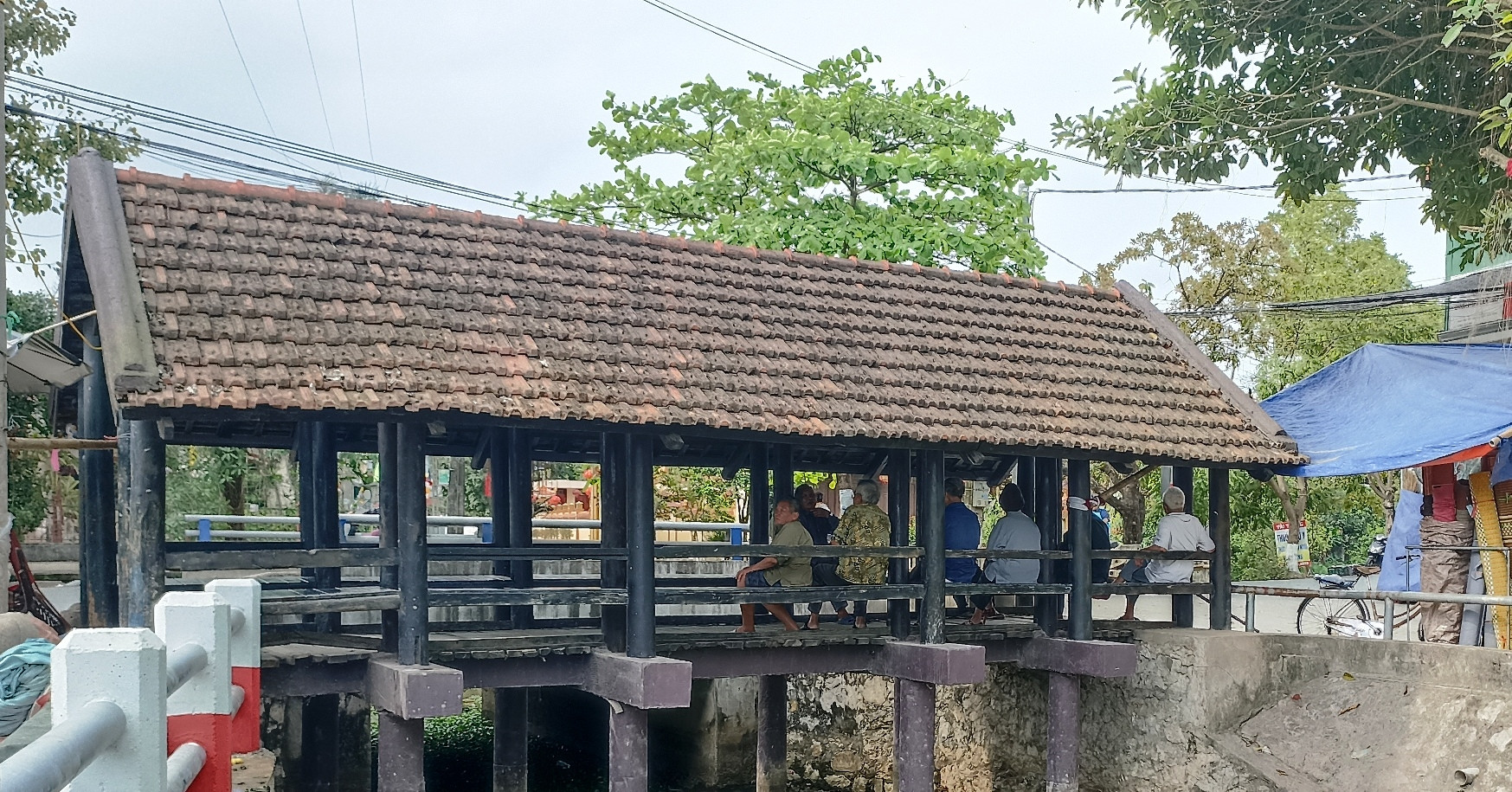 cau ngoi tram tuoi it nguoi biet o ninh binh nguoi dan coi nhu bau vat 1882