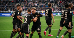 Cau Thu 17 Tuoi Che Mo Harry Kane Bayern Munich Thang Thu 13 Lien Tiep 27