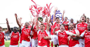 cau thu arsenal nang cao cup vo dich ngoai hang anh 267