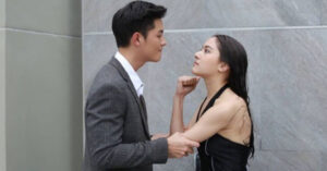 cham mat vo cu trong chiec ao mong manh tim toi dap loan nhip de roi hoa da khi nghe loi cau khan da