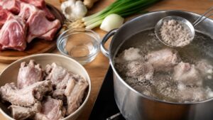 chan xuong nen cho vao tu nuoc nguoi hay doi nuoc soi mach ban meo chuan de nuoc ham thom ngon 08363