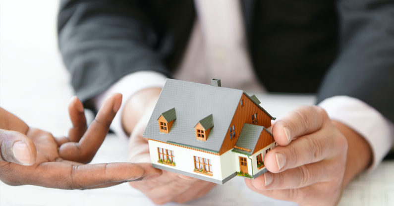 chau ep doi thua ke ba ngoai 70 tuoi tim luat su lat nguoc tinh the 3048