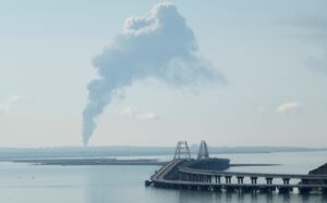 chay kho dau Nga gan cau Crimea reu