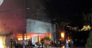 chay lon tai nha kho o tphcm vao toi mung 2 tet 1088