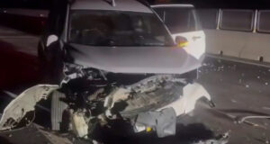 chay vao cao toc chua khai thac o to tong trung vat can lam 3 nguoi bi thuong 2315