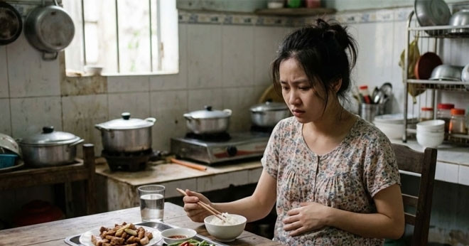 Chong Di Lam Xa Toi Lui Thui Ben Mam Com Tiet Kiem Cua Me Chong Khi Om Nghen 440