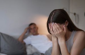 Chong Thu Nhan Co Con Rieng Toi Khong Biet Nen Ly Hon Hay O Lai 81