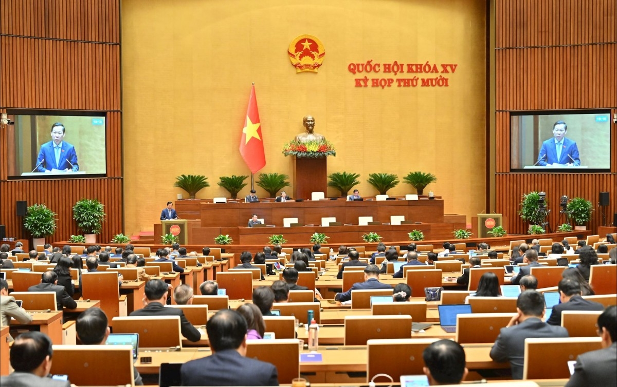 Chu Nhiem Uy Ban Kinh Te Va Tai Chinh Phan Van Maivqk 521520251103122946