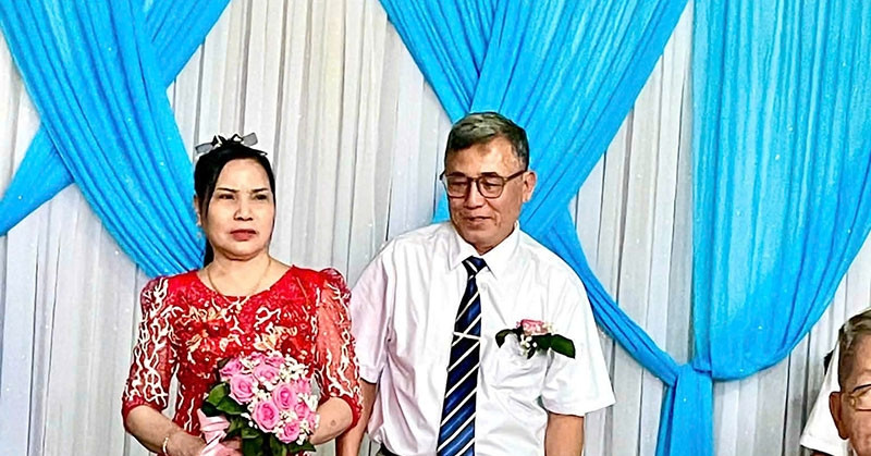 chu re 71 tuoi cuoi co dau 66 tuoi o lao cai 11 con lam co an mung 532