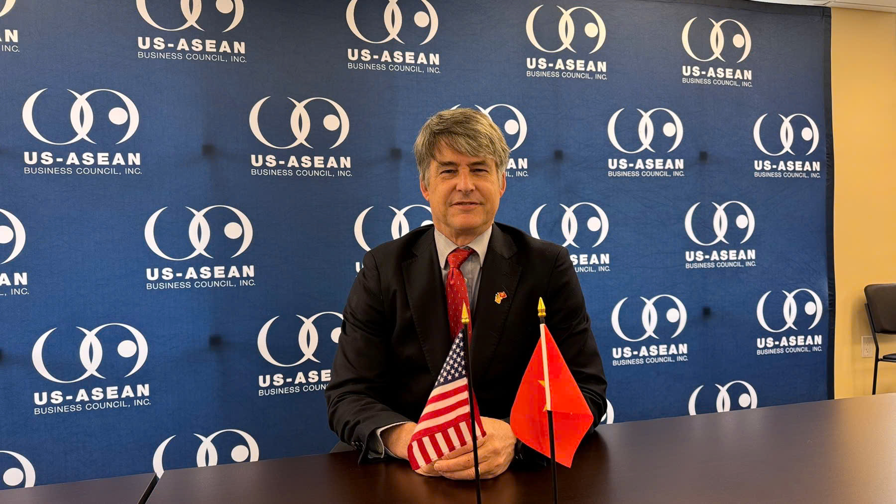 chu tich usabc brian mcfeeters tra loi phong van