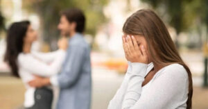 Chuyen Den Biet Thu Lien Ke Toi Phat Hien Chong Dan Diu Voi Me Don Than Hang Xom 104