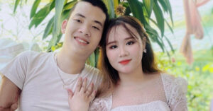 co gai hue lay chong mat 2 tay 1 chan dam cuoi tung xon xao ca vung que 2599