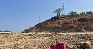 Công an kiểm tra hiện trạng khai thác đất trái phép quy mô lớn ở Khánh Hòa 1 cong an kiem tra hien trang khai thac dat trai phep quy mo lon o khanh hoa 2297