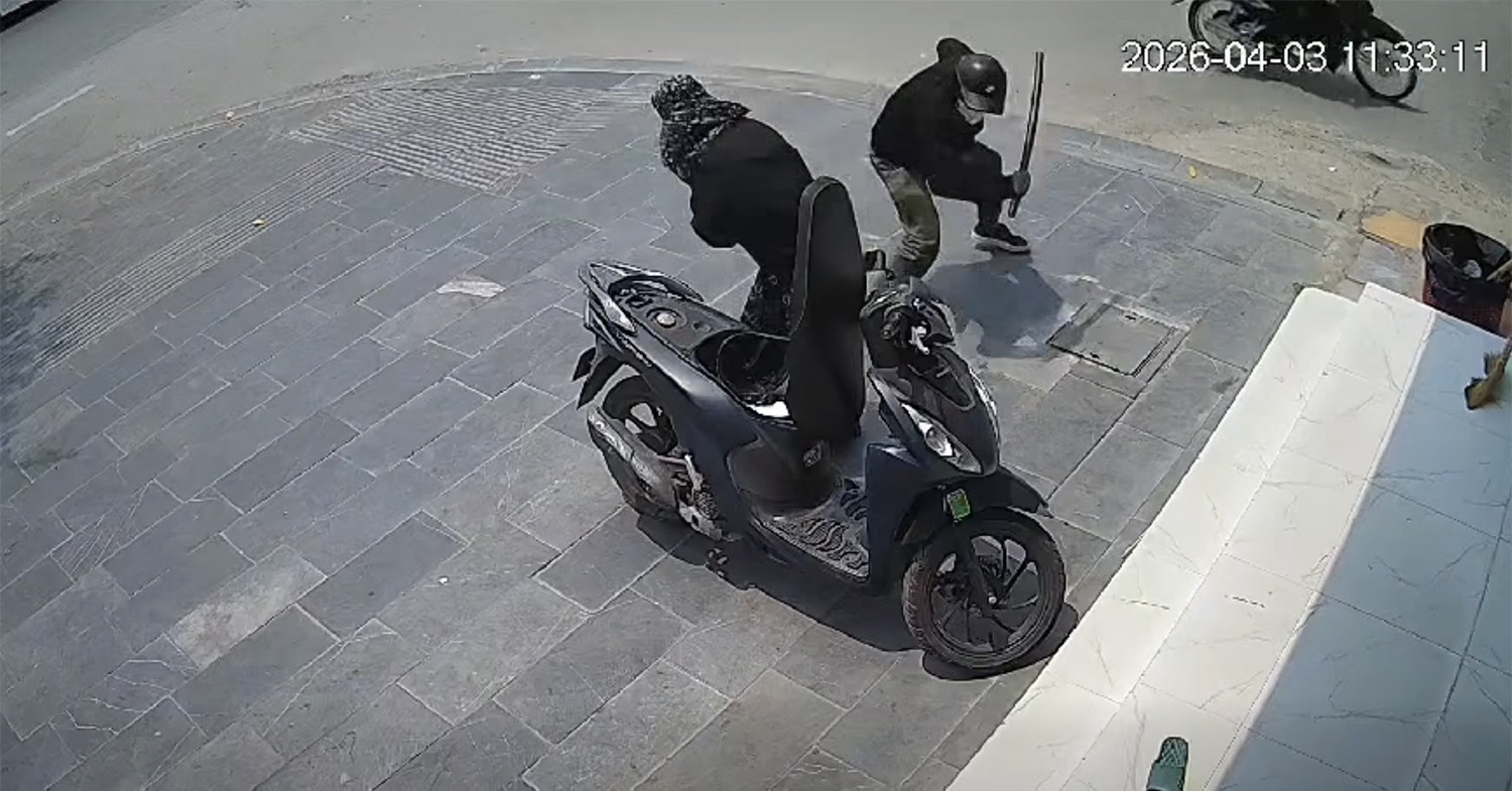 cong an nghe an xac minh clip nguoi phu nu bi hanh hung giua ban ngay 572